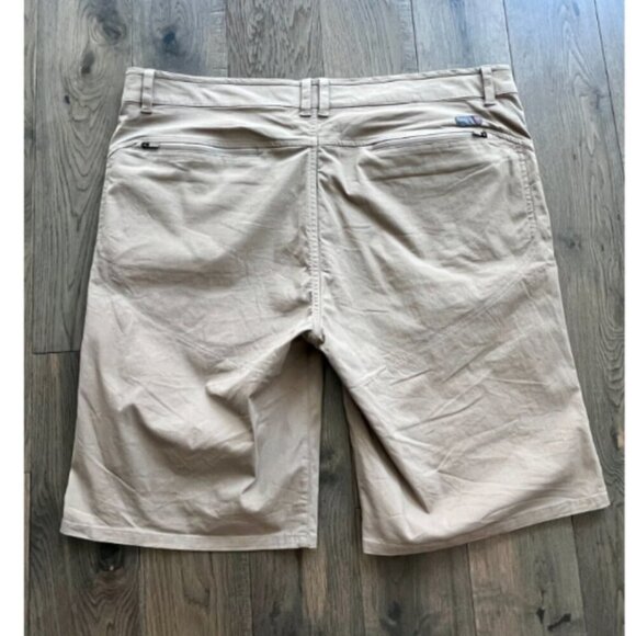 Mountain Hardwear Men's Khaki Hiking Shorts Size 38 Outdoor Travel Cotton Casual - Picture 4 of 9